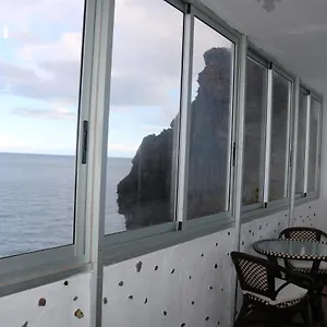 On The And Ocean Sounds Apartment Fasnia